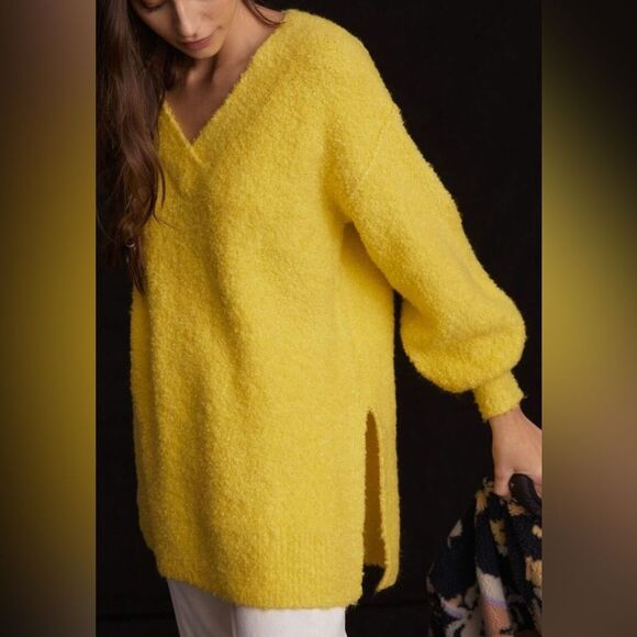 Pilcro Anthropologie Yellow Fuzzy V-neck Oversized Sweater(Size XS) - Picture 4 of 9
